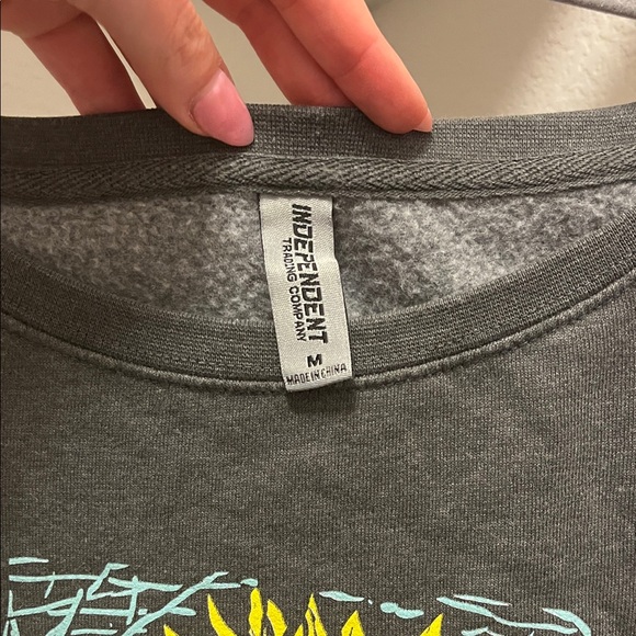 Nevada Sunflower Long Sleeve Super Soft Sweatshirt- dark grey (worn 3x) - Picture 4 of 5